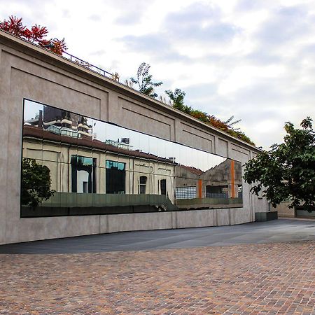 Xenia Apartments - Apartment In Fondazione Prada Milano Eksteriør billede