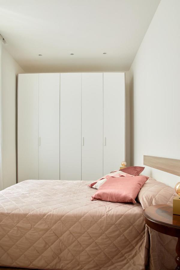 Xenia Apartments - Apartment In Fondazione Prada Milano Eksteriør billede